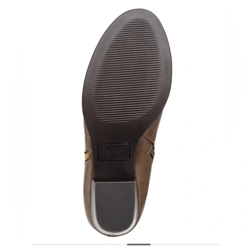 Masrinaa Ankle Booties,